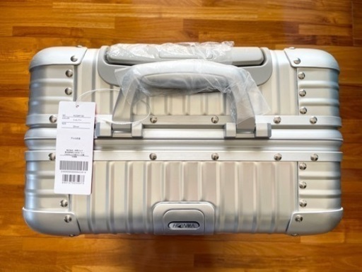 ホンマキャリーケース(機内持ち込み可能サイズ) シルバー 40L 未使用品