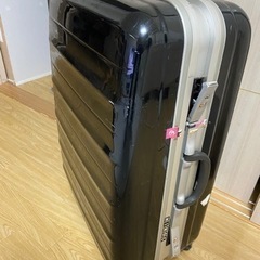 【無料‼️】スーツケース