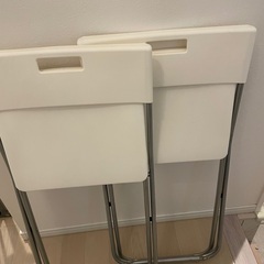 値引き中！IKEA イケヤ　折り畳み椅子　ホワイト　2脚セット