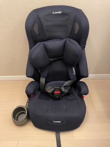 combi 品番17701ネイビー車用シート