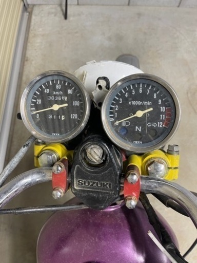 しま～ SUZUKI GN125 部品取り車 丸車 ベース車