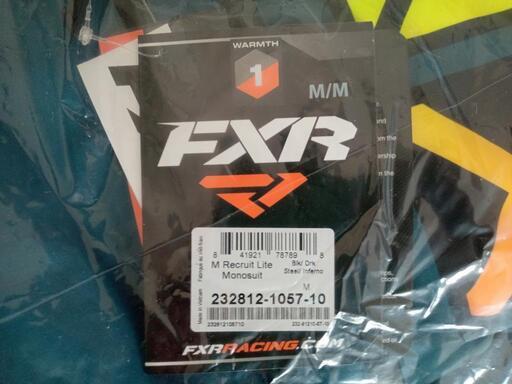 限定1着 新品未使用 FXRモノスーツ スノーモービルウェア メンズM CX
