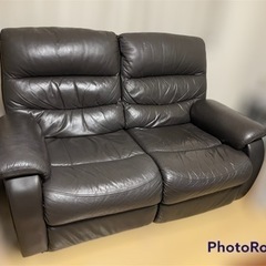 ニトリ ダークブラウン電動リクライニングソファ2人掛け