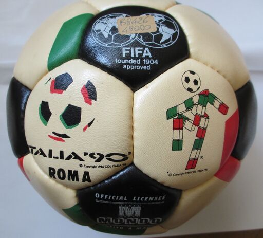 1990年イタリアワールドカップ記念ボール