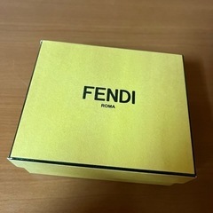 フェンディ　FENDI 箱　