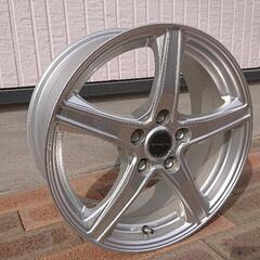 17インチアルミホイール4本譲ります。