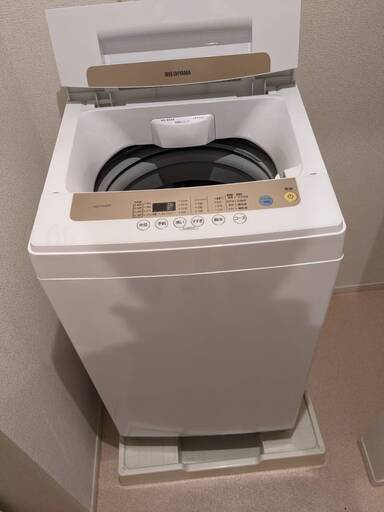 2020年10月購入 アイリスオーヤマ 全自動洗濯機 5kg IAW-T502EN