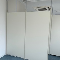 つっぱり パーテーション(オフィス用家具)の中古が安い！激安で譲り  