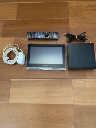 【値下】（訳あり品）プライベート ビエラ UN-JL10T3 お風呂テレビ TV