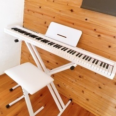 新品　電子ピアノ