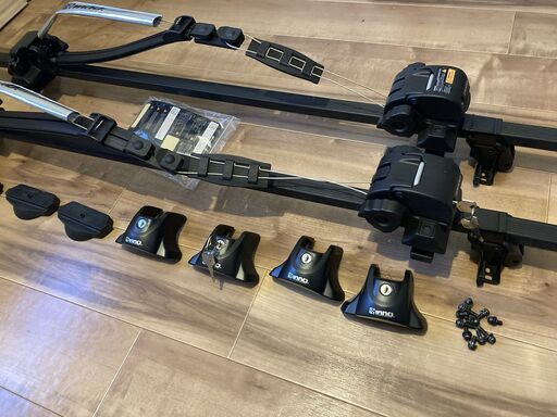 外装、車外用品 Inno (ベースキャリア一式 + ボード／カヤックロッカー 