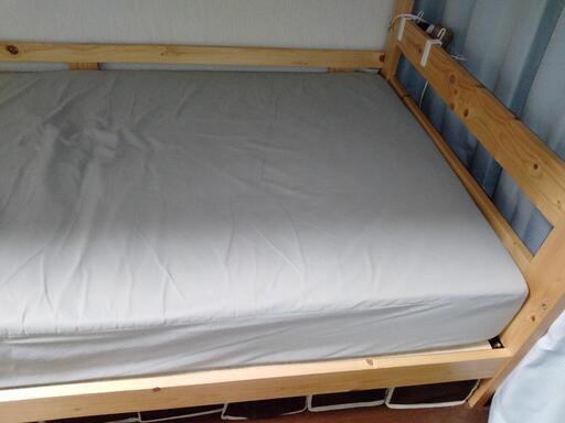 二段ベッド　マットレス写真