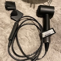 Dyson 羽無しドライヤー