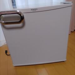 2010年製　冷蔵庫　46L