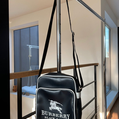 超激レア　美品 BURBERRYBLACKLABEL バーバリーブラックレーベル ショルダーバッグ レザー ブラック 