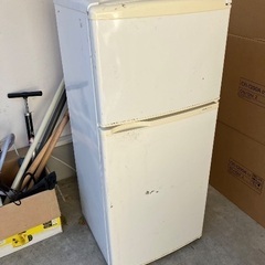 1〜2人用の冷蔵庫✔️中古品