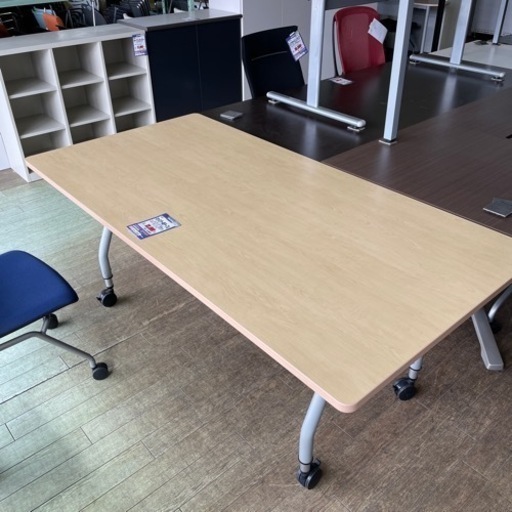 JC-1 【オフィス家具専門店 】AICOのキャスター脚テーブルです！