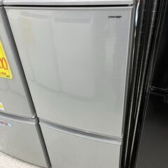 シャープ　137L冷蔵庫　2018年製　２ドア