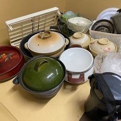 まとめて食器、中華鍋、土鍋、炊飯鍋、オイルキーパーなど