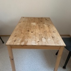 IKEAのテーブルあげます