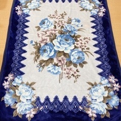 ブルー系　花柄　毛布