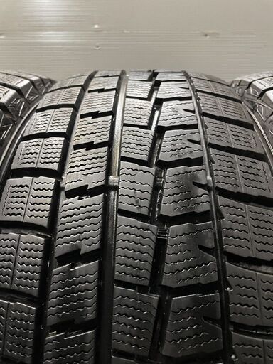 メール便可 2セットまで ヴェゼルスタッドレス引取り歓迎4本ダンロップ