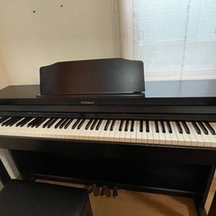 Roland 電子ピアノHP601  値下げしました‼︎