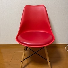 赤色　椅子