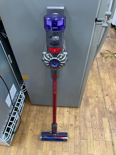 ダイソンSV10Kコードレスクリーナー　No.4477　dyson 　掃除機　【リサイクルショップどりーむ鹿大前店】