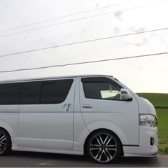 ハイエース　オーバーフェンダー