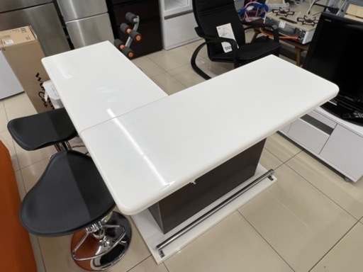 HJ336【中古】カウンターテーブル 食器棚 収納付き 椅子2脚セット