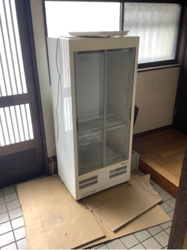 サンヨー　168L (SMR-H99N)ガラス冷蔵ショーケース 冷蔵庫