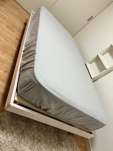 シングルベッド＋スノコ＋新品シーツ
