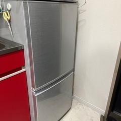 冷蔵庫SHARP 137L