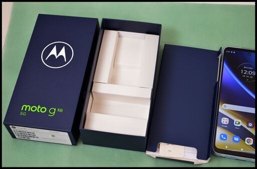 Motorola moto g52j 5G パールホワイト　SIMフリー 美品 中古〕Motorola(モトローラ) moto g52j 5G 128GB パールホワイト