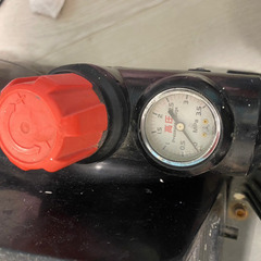 高圧エアコンプレッサー