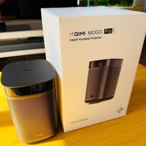 XGIMI MOGO Pro モバイルプロジェクター