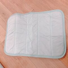【新品未使用】枕カバー＆敷きパッドセット　冷感　ライトグリーン
