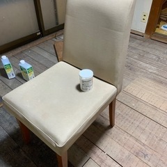 椅子(2つ)