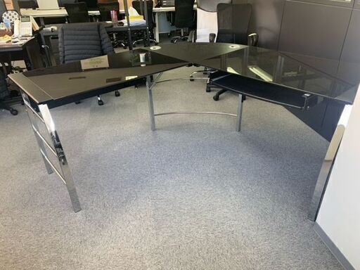 ガラス天板パソコンテーブル ブラック | alfasaac.com