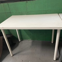 白いデスク　テーブル　机　作業台