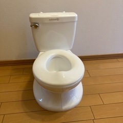日本育児のトイレ型おまる