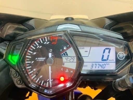 37740km YZF-R25 ヤマハ RG10J 中型☆ 始動動画あり YZF-R25】バイク