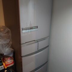2011製　冷蔵庫を無料で譲ります。