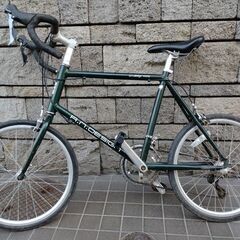 ”商談中となりました”現状販売【a.n.design works】(エーエヌデザインワークス)ミニベロ　２０インチ　フレームカラー：グリーン