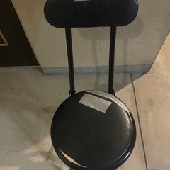 折りたたみ椅子　0円
