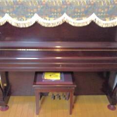 【運搬費のみ負担ください】アデルスタイン製ピアノお譲りします