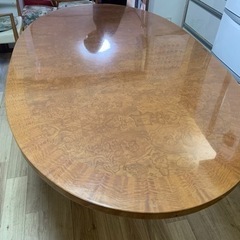 最高級　カリモク　ダイニングテーブル　¥983000(税別) ロイヤルコニャク色　北九州