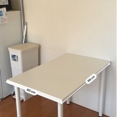 IKEA白テーブル