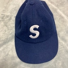 【ネット決済・配送可】supremeキャップ